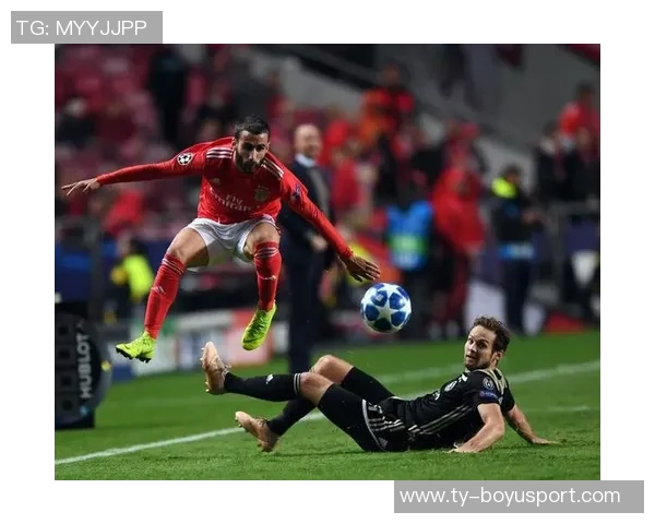 罗马对阵里尔首发阵容公布齐米卡斯佩莱格里尼弗格森领衔吉鲁出战