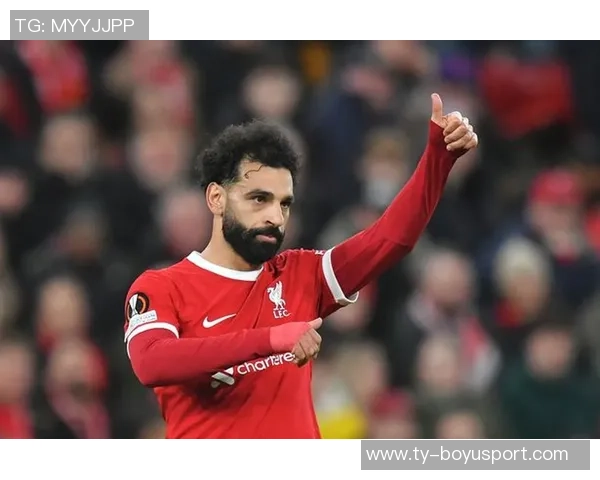 足坛奇葩雕像大盘点萨拉赫C罗大罗法尔考等球星形象奇特引热议 足坛奇葩雕像大盘点萨拉赫C罗大罗法尔考等球星形象奇特引热议