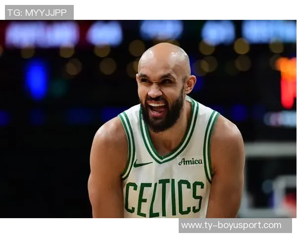 德里克怀特首节表现出色10投5中砍下12分助力球队正负值6