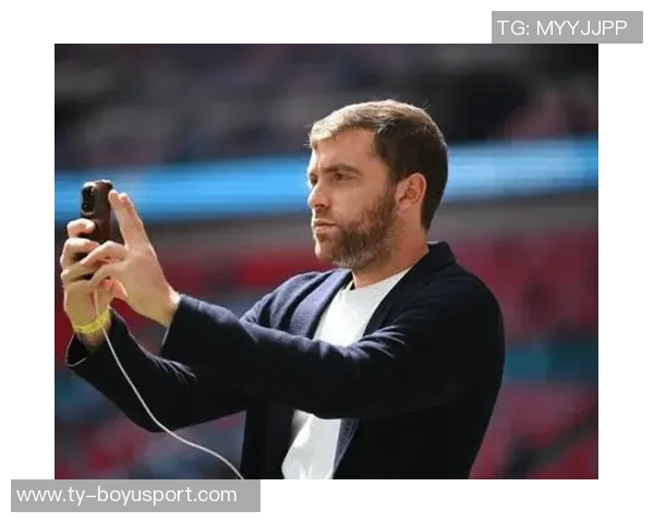 扬库托谈防守提升与多特争取重要比赛积分的决心 扬库托谈防守提升与多特争取重要比赛积分的决心