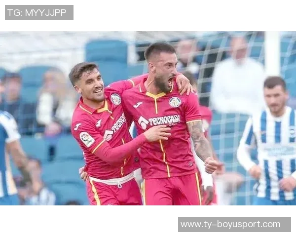 希罗展望新赛季球队表现超预期球员们渴望赢得胜利