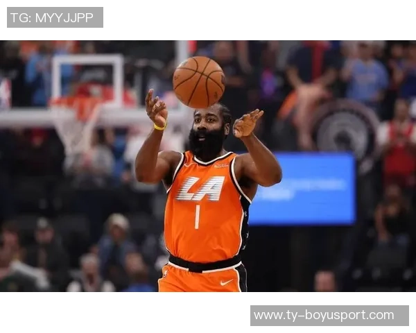 比尔臀部伤势持续缺阵小卡缺席哈登独自承担重任 比尔臀部伤势持续缺阵小卡缺席哈登独自承担重任