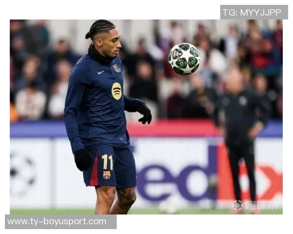 拉菲尼亚荣获西甲最佳与欧冠金靴却无缘年度最佳阵容令人唏嘘 拉菲尼亚荣获西甲最佳与欧冠金靴却无缘年度最佳阵容令人唏嘘